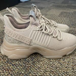Steve Madden Maxima Blush Sneaker SIZE 7
